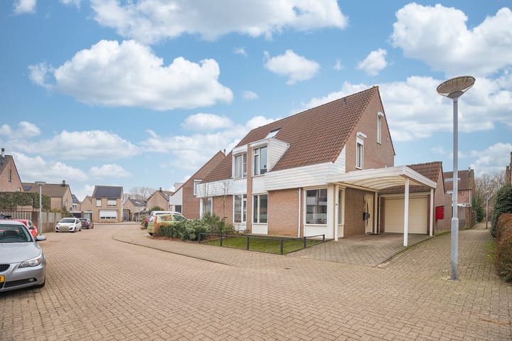 Foto 23 van Ganzerikstraat 48