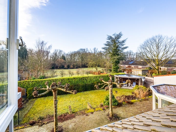 Foto 24 van Beeklaan 3