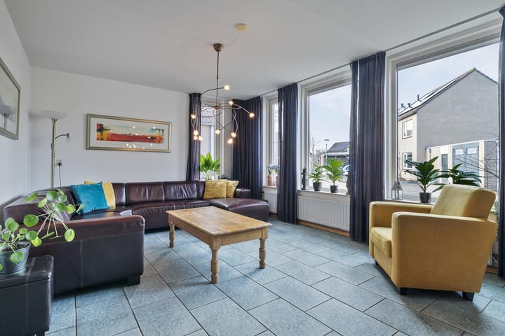 Foto 3 van Akelei 112