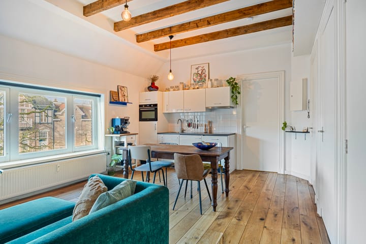 Photo 11 of Staringstraat 21-E