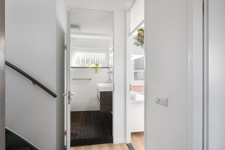 Foto 32 van Tirolstraat 66