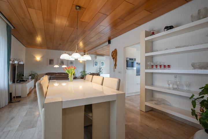 Foto 2 van Schuttenstraat 11