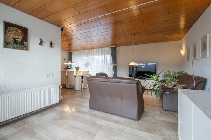 Foto 9 van Schuttenstraat 11