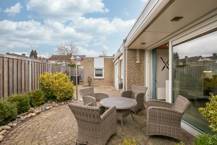 Foto 23 van Schuttenstraat 11