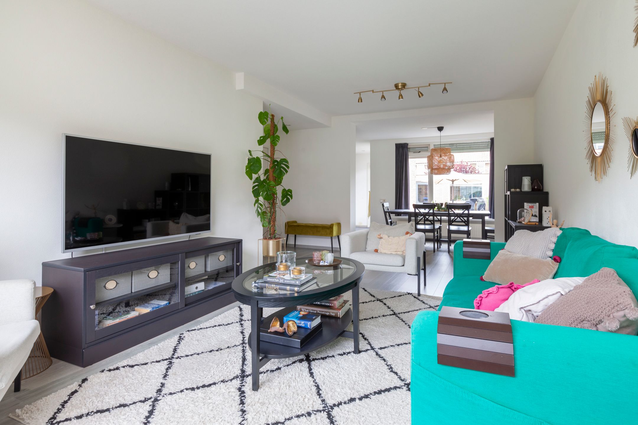 Foto 15 van Domela Nieuwenhuisstraat 31