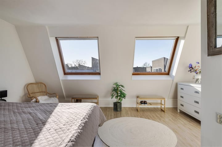 Foto 14 van Julianastraat 10