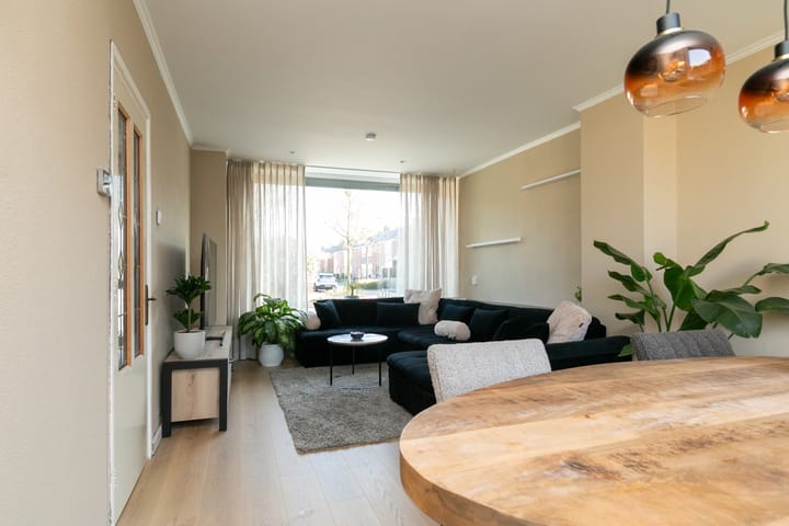 Foto 3 van Azaleastraat 20