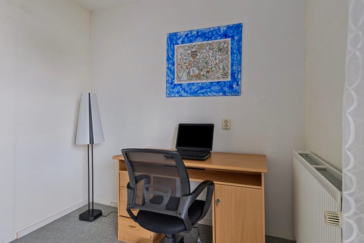 Foto 16 van Middeldijkerplein 88