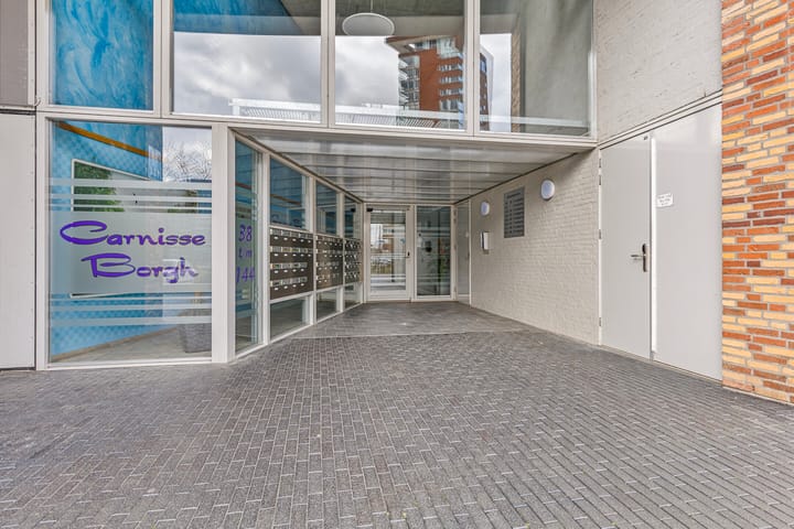 Foto 25 van Middeldijkerplein 88