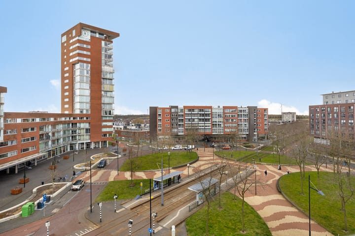 Foto 28 van Middeldijkerplein 88