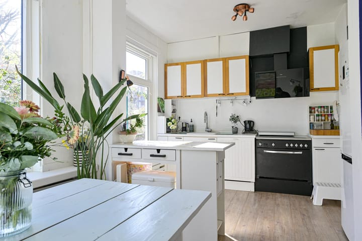 Photo 2 of Carel van Nieveltstraat 22-A