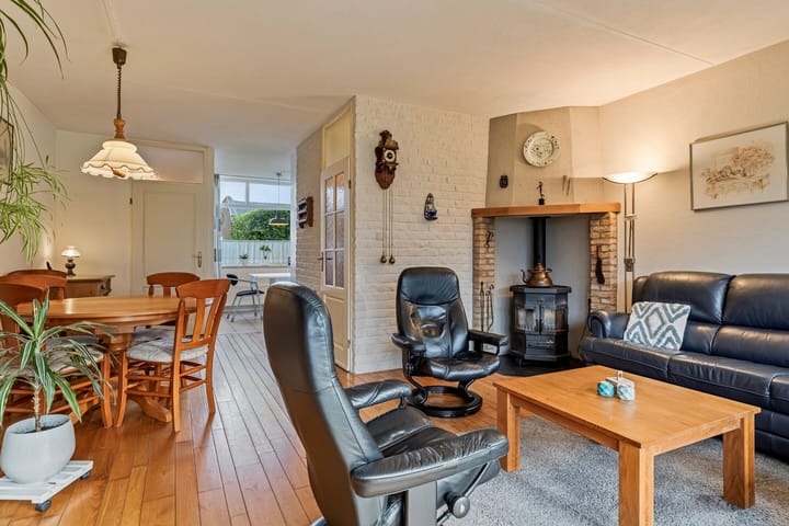 Foto 12 van Klaproosstraat 11