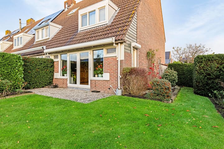 Foto 1 van Klaproosstraat 11