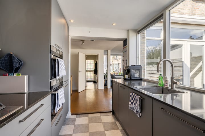 Foto 8 van Koninginnepad 20