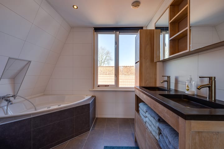 Photo 36 of Kreekstraat 29