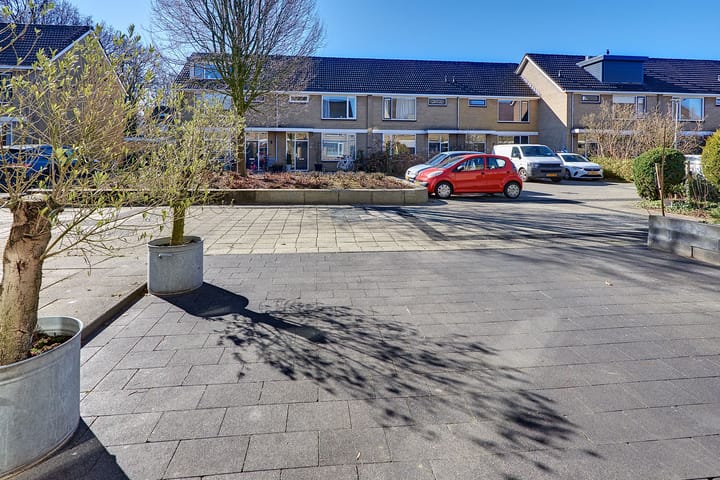 Foto 45 van Beneluxlaan 76