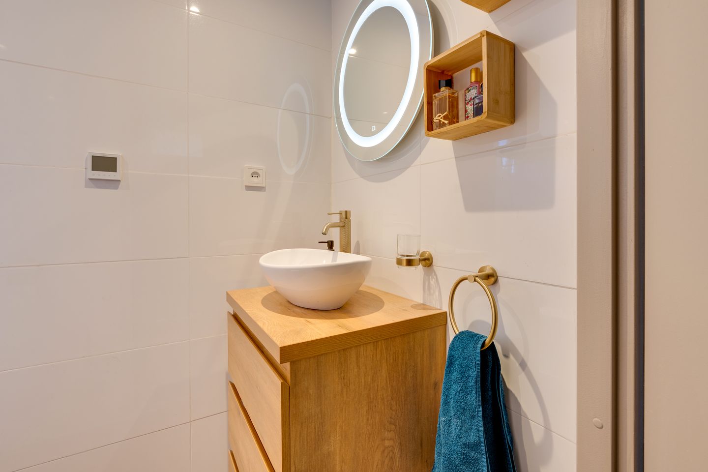 Photo 34 of Overlanderstraat 670