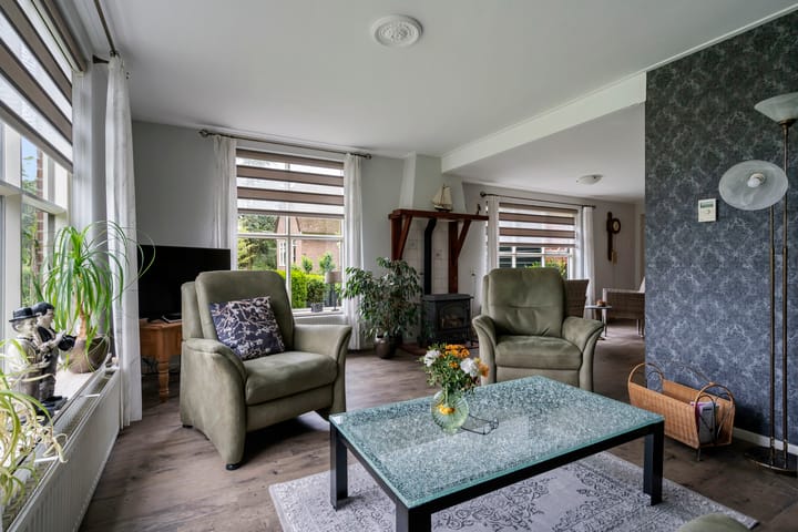 Foto 15 van Molenweg 37