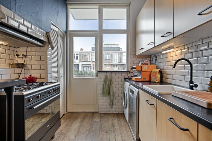 Foto 19 van Beukstraat 64