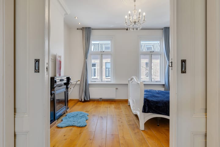 Foto 36 van Valkstraat 13