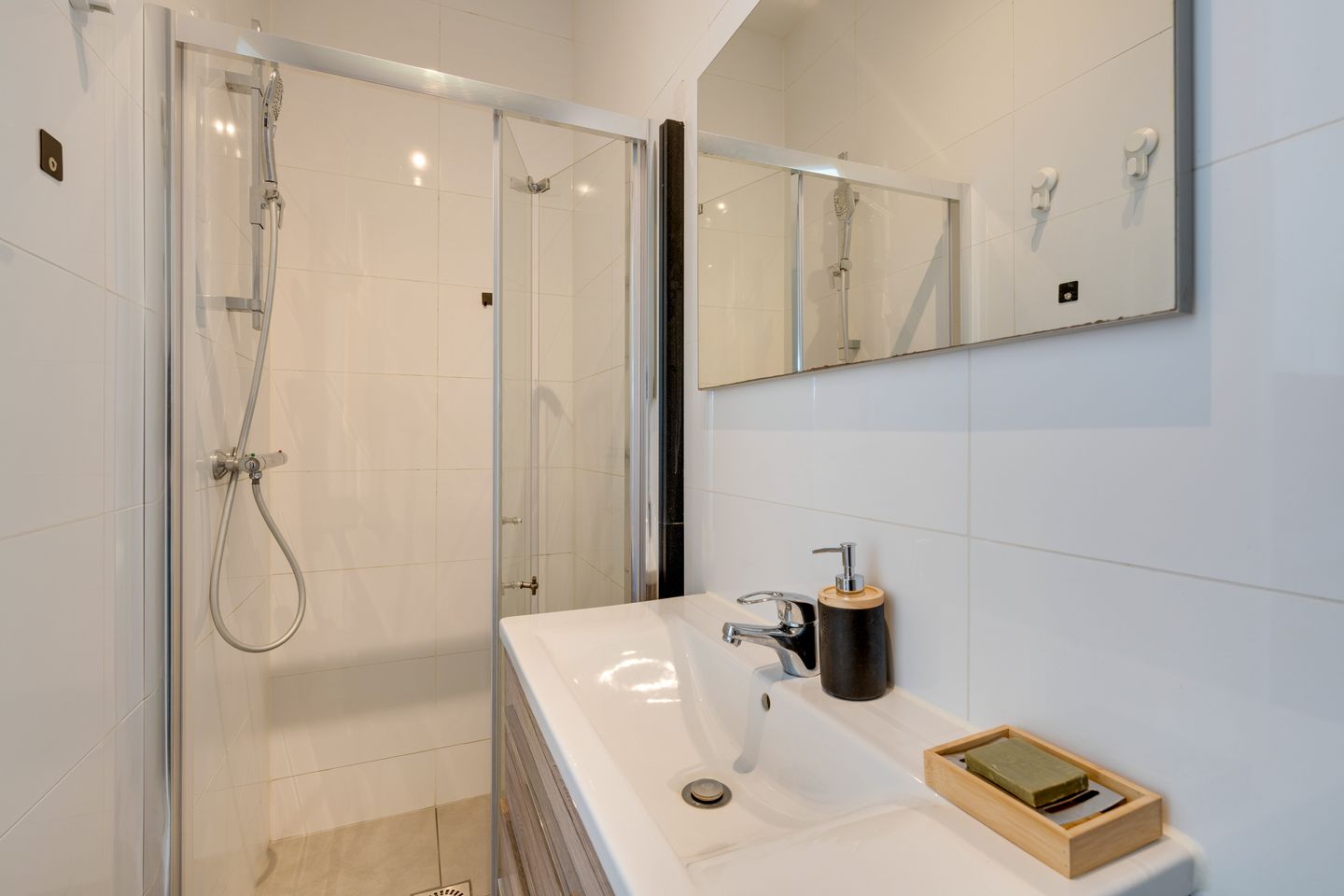 Foto 25 van Jachtwagenstraat 72-A