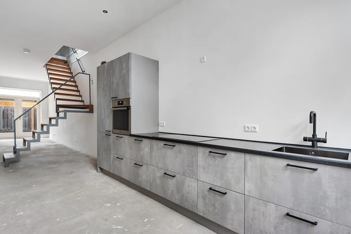 Foto 9 van Molenstraat 18