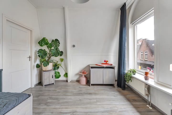 Foto 18 van Molenstraat 18