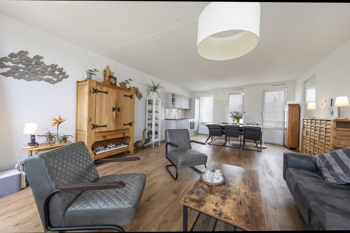 Photo 5 of Prinsesseweg 4-C3