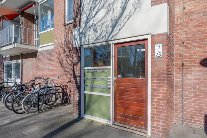 Photo 6 of Prins Bernhardplein 19