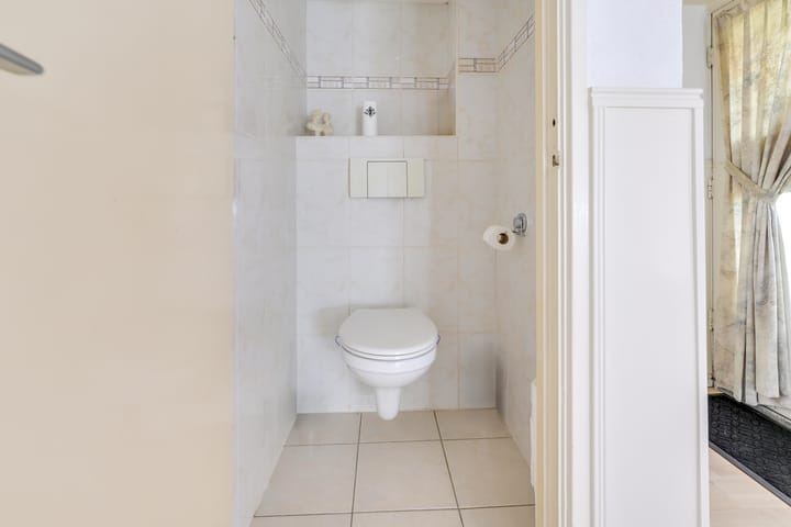 Photo 24 of Prins Bernhardplein 19