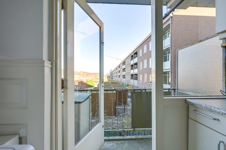 Photo 27 of Prins Bernhardplein 19