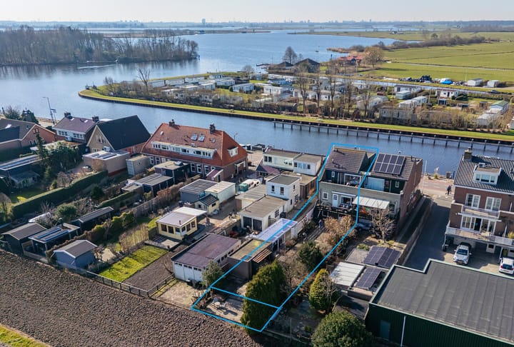 Photo 2 of Lisserdijk 25