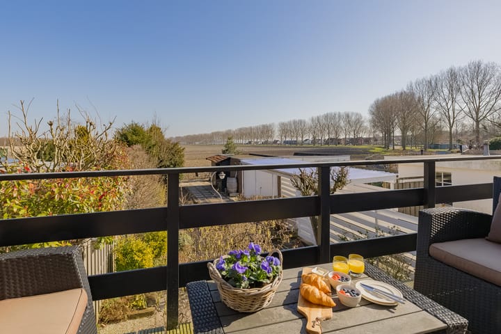 Photo 3 of Lisserdijk 25