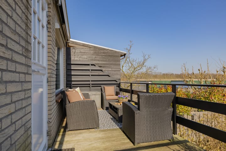 Photo 22 of Lisserdijk 25