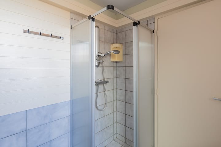 Photo 38 of Lisserdijk 25