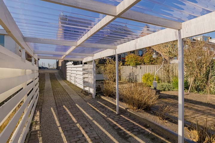 Photo 49 of Lisserdijk 25