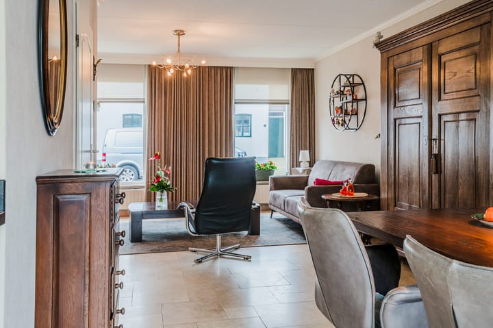 Foto 9 van Heistraat 8