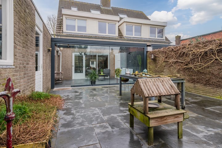 Foto 15 van Heistraat 8