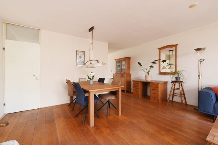 Foto 11 van De Warmoezerij 90