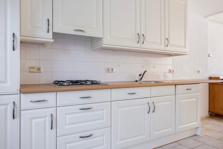 Photo 16 of Pr Hendrikstraat 25