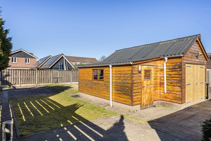 Photo 27 of Pr Hendrikstraat 25