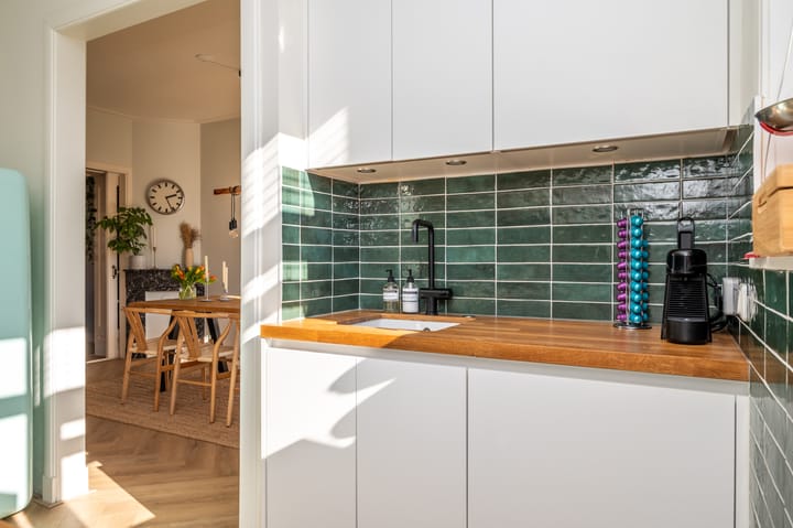 Foto 13 van van Heutszstraat 28