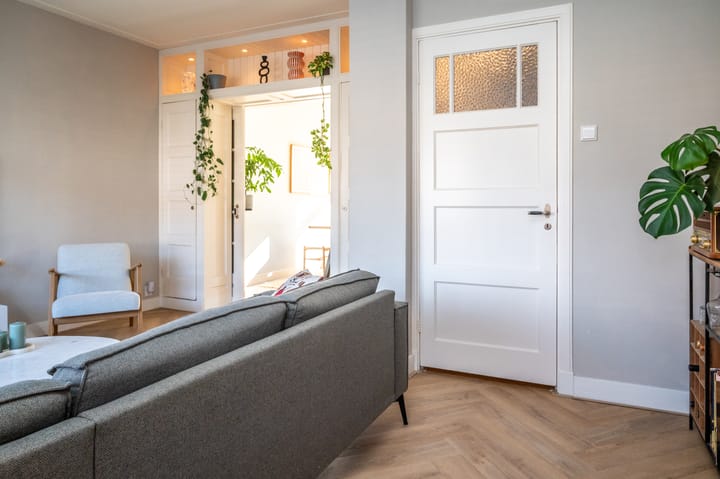 Foto 25 van van Heutszstraat 28