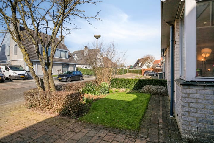 Foto 43 van Arnold van Lieropstraat 48