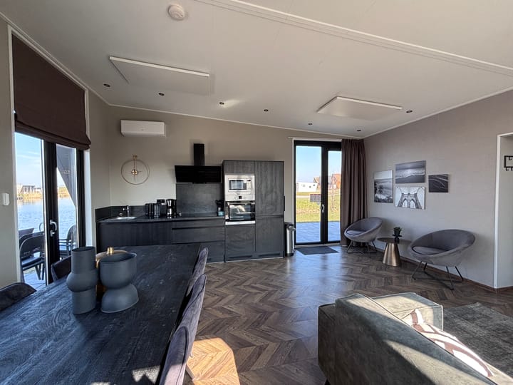 Photo 5 of Flevoweg 90-734