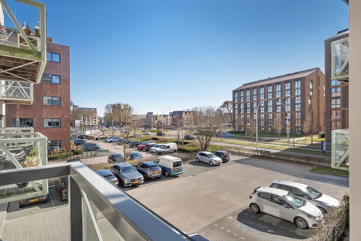 Foto 28 van Govert Flinckstraat 15-G