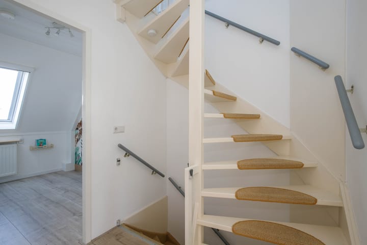 Foto 23 van Hunze 22