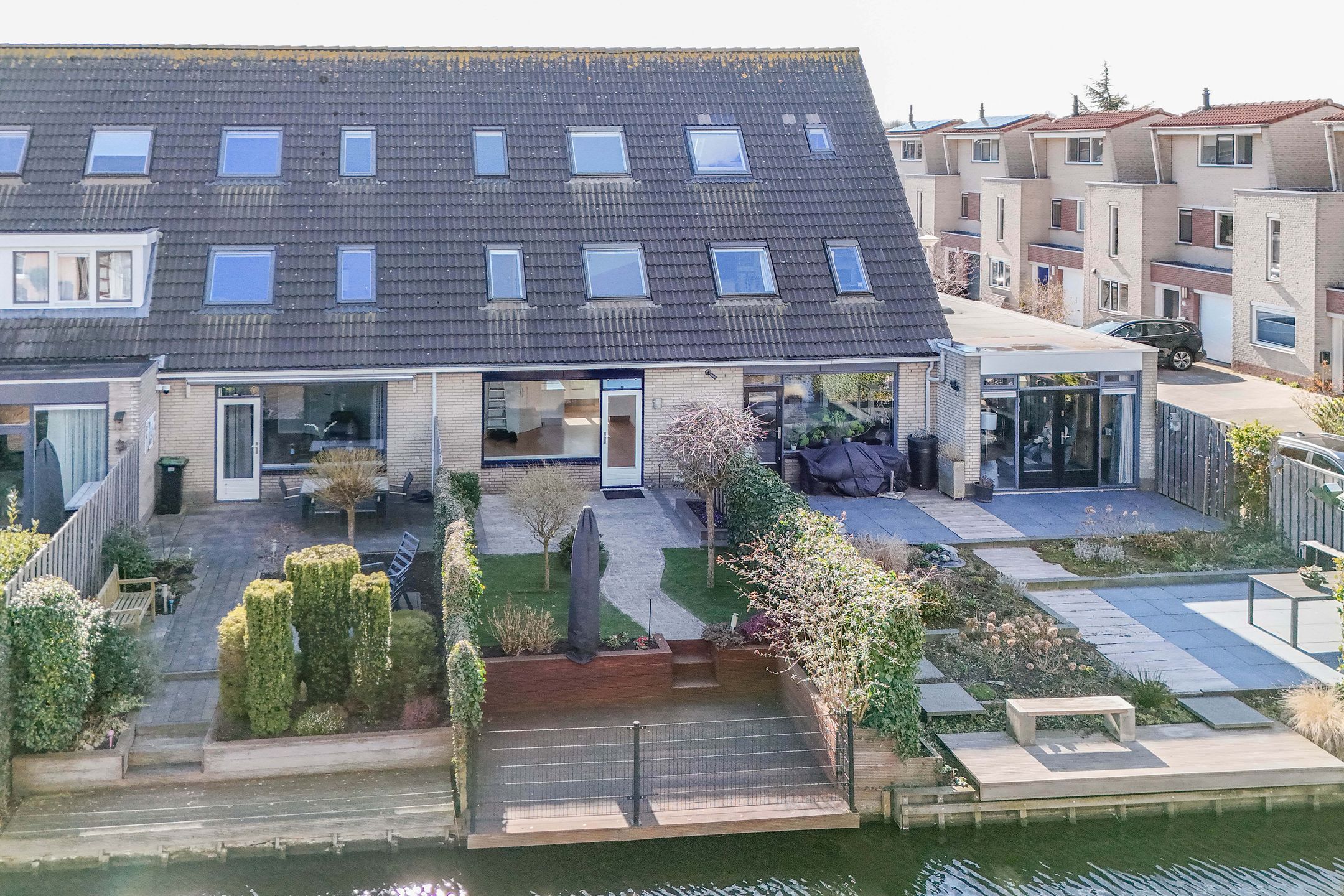 Foto 39 van Hunze 22