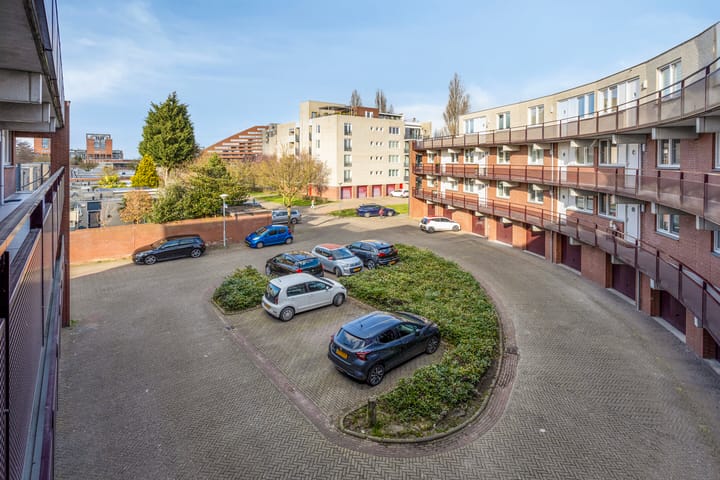 Foto 21 van Schout van Raesfeltstraat 43