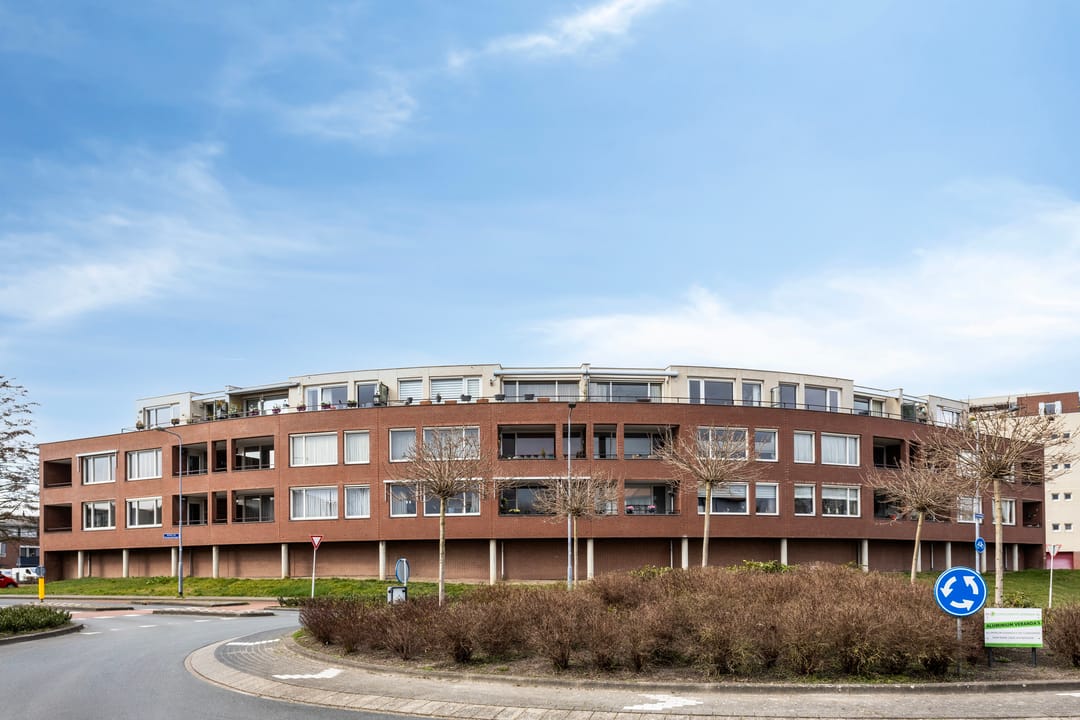 Foto 28 van Schout van Raesfeltstraat 43